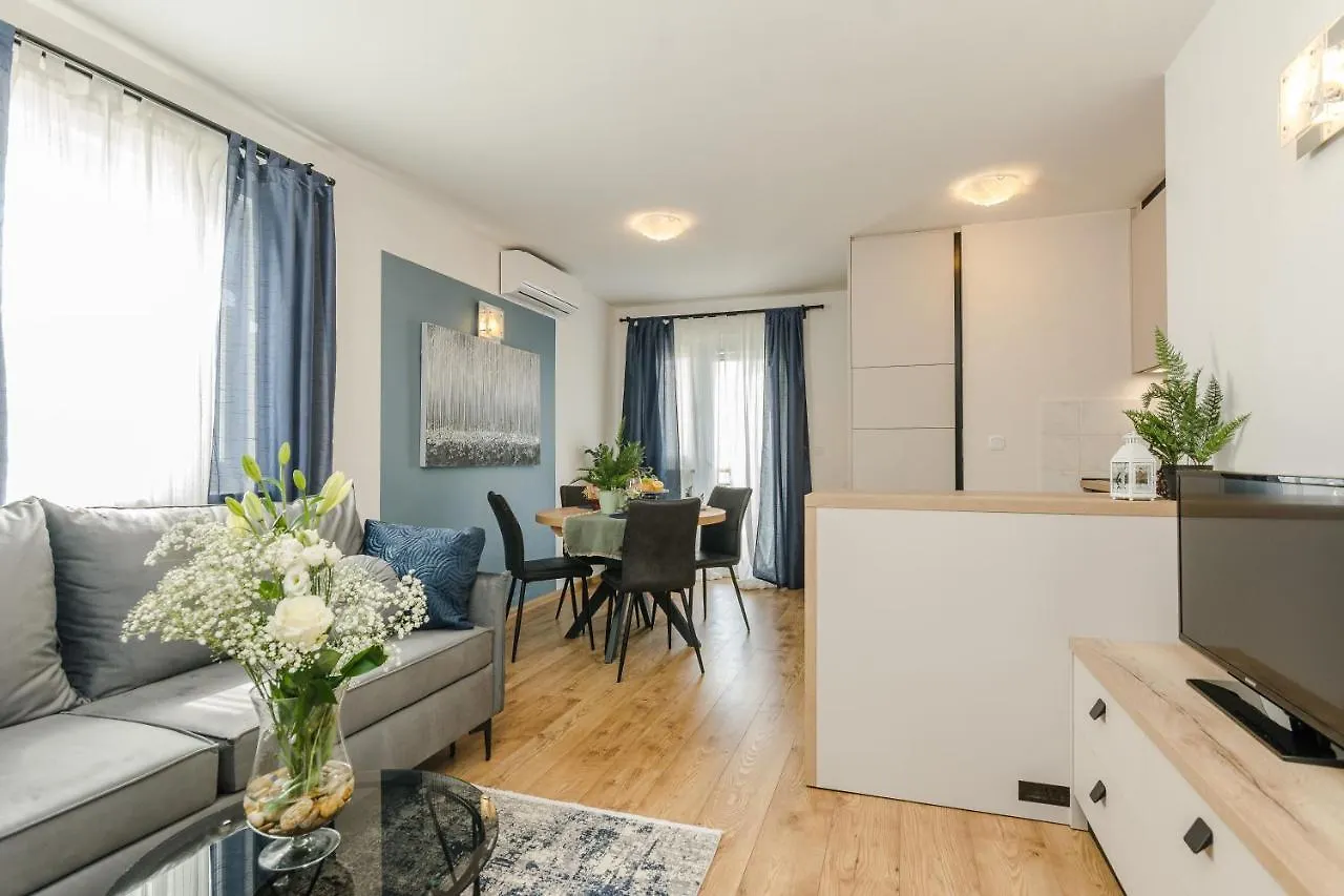 Luton Apartment Zadar Kozino Heating Pool & Jacuzzi