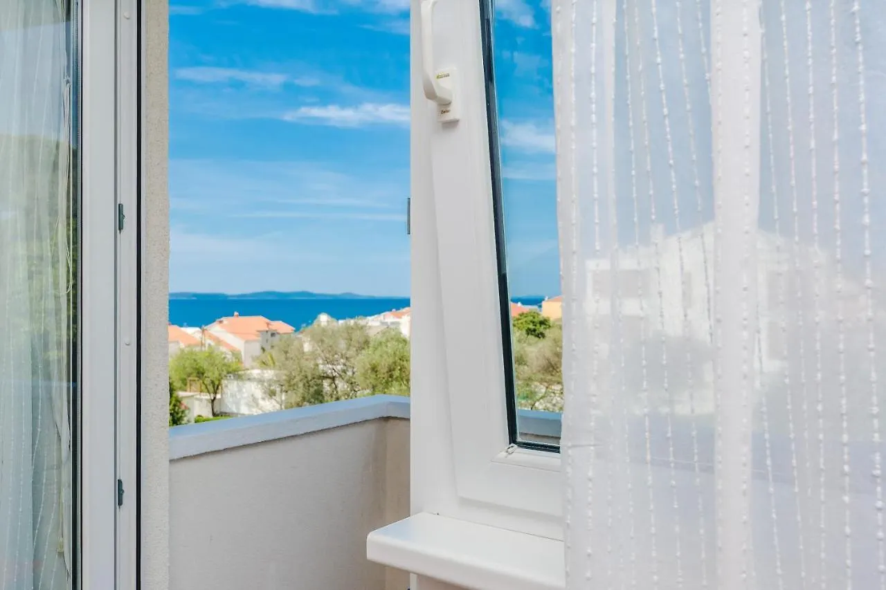 Luton Apartment Zadar Kozino Heating Pool & Jacuzzi