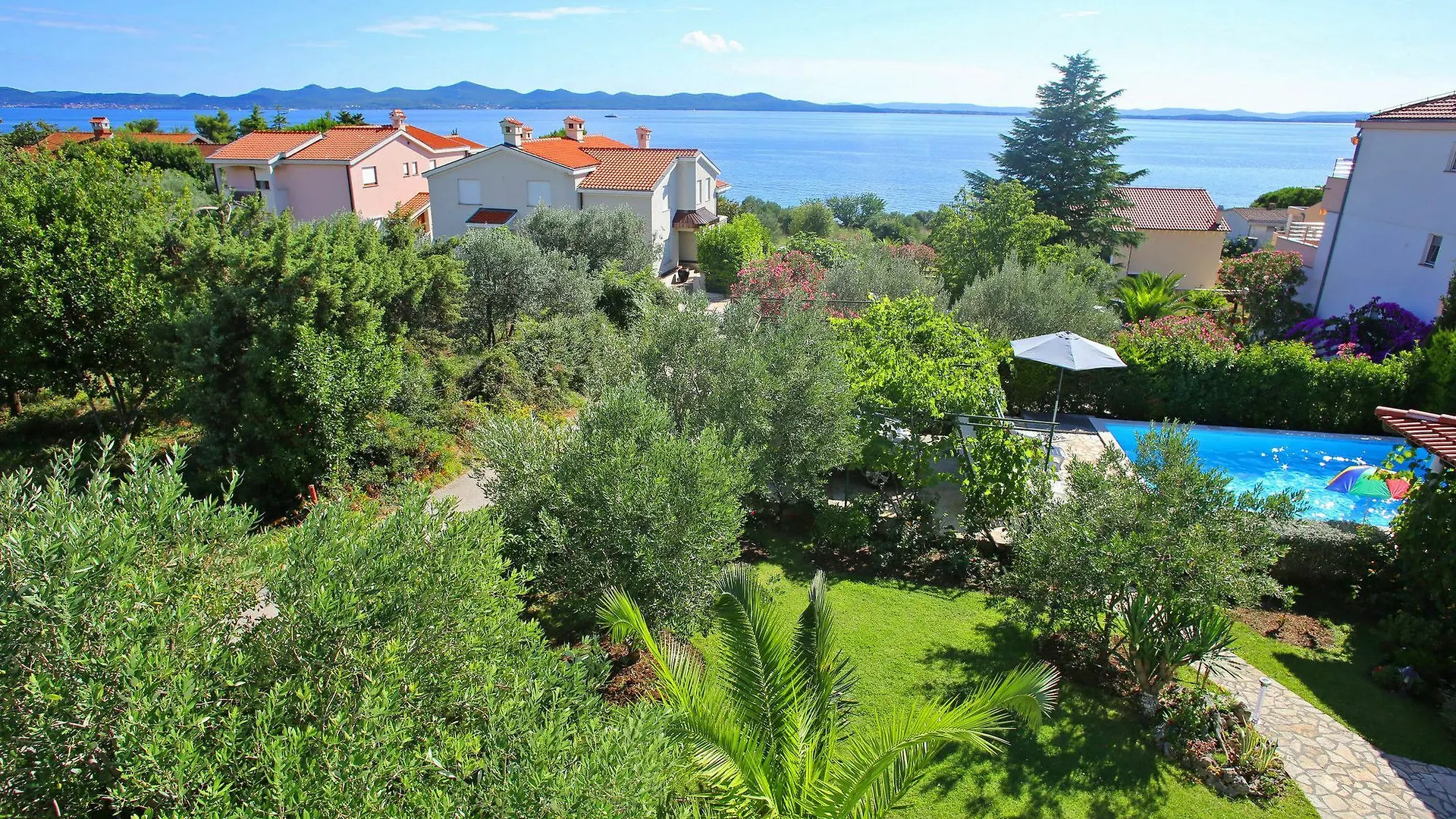 Luton Apartment Zadar Kozino Heating Pool & Jacuzzi